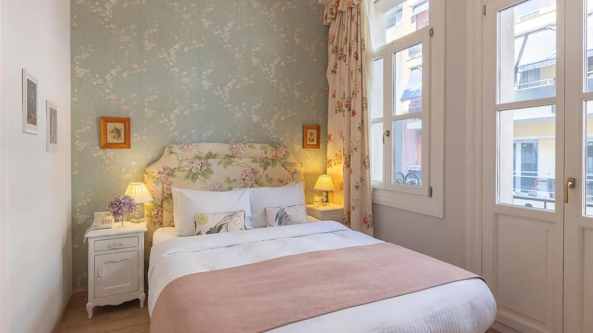 Gatto Perso Luxury Studio Apartments