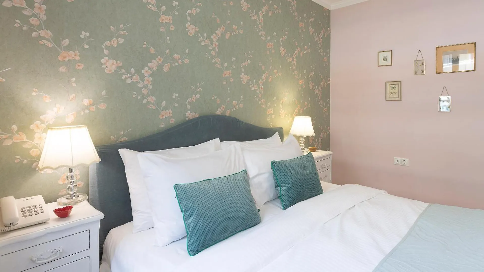 Gatto Perso Luxury Studio Apartments  Thessaloniki