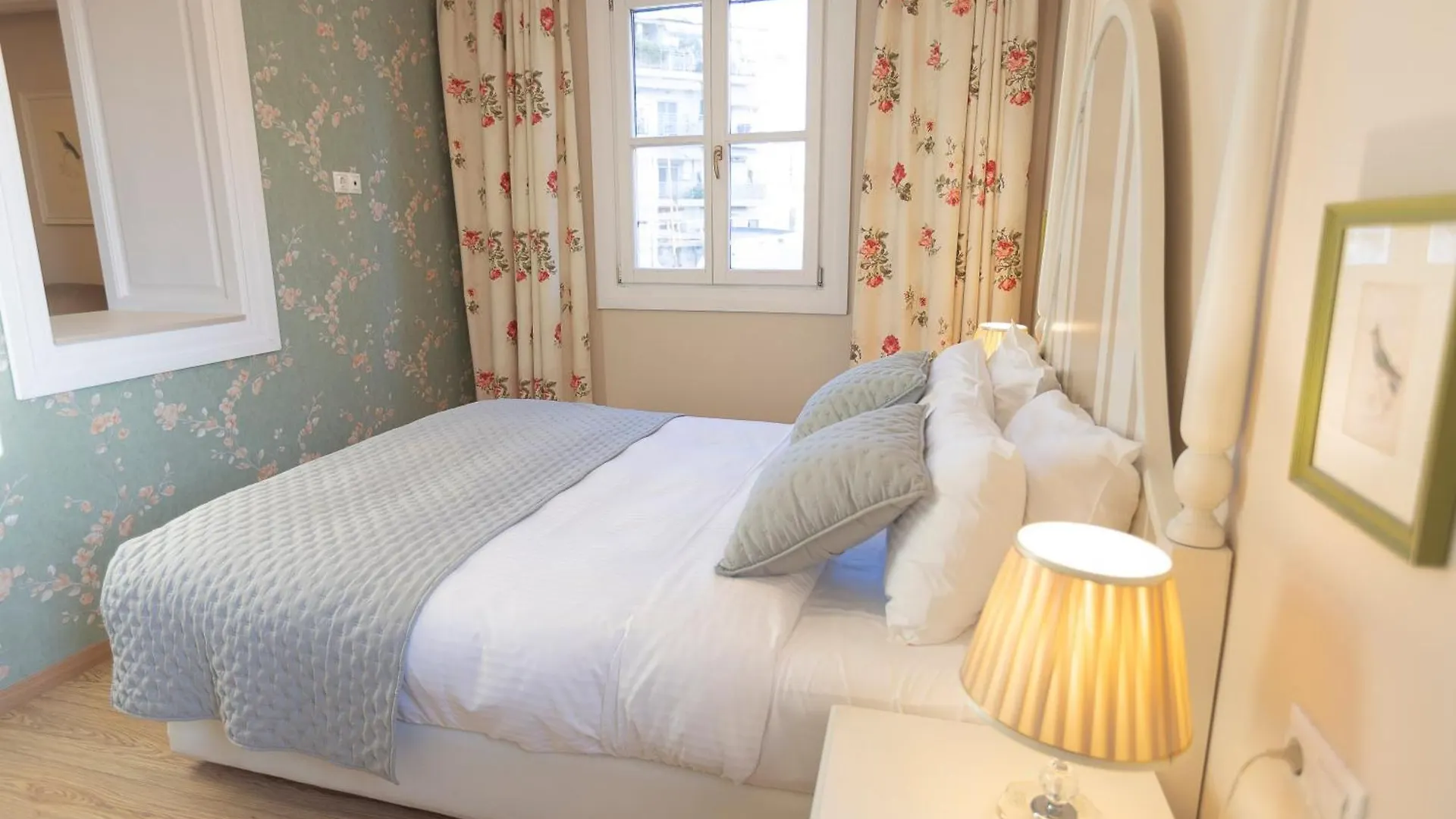 Gatto Perso Luxury Studio Apartments 0*, Thessaloniki Greece